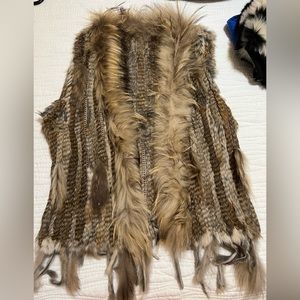 Women faux fur vest